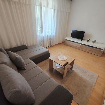 Apartment Dora Draga Bašćanska Bagian luar foto